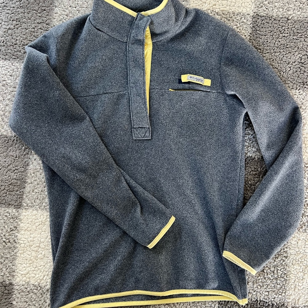 Columbia Sportswear Retro Half Button Up